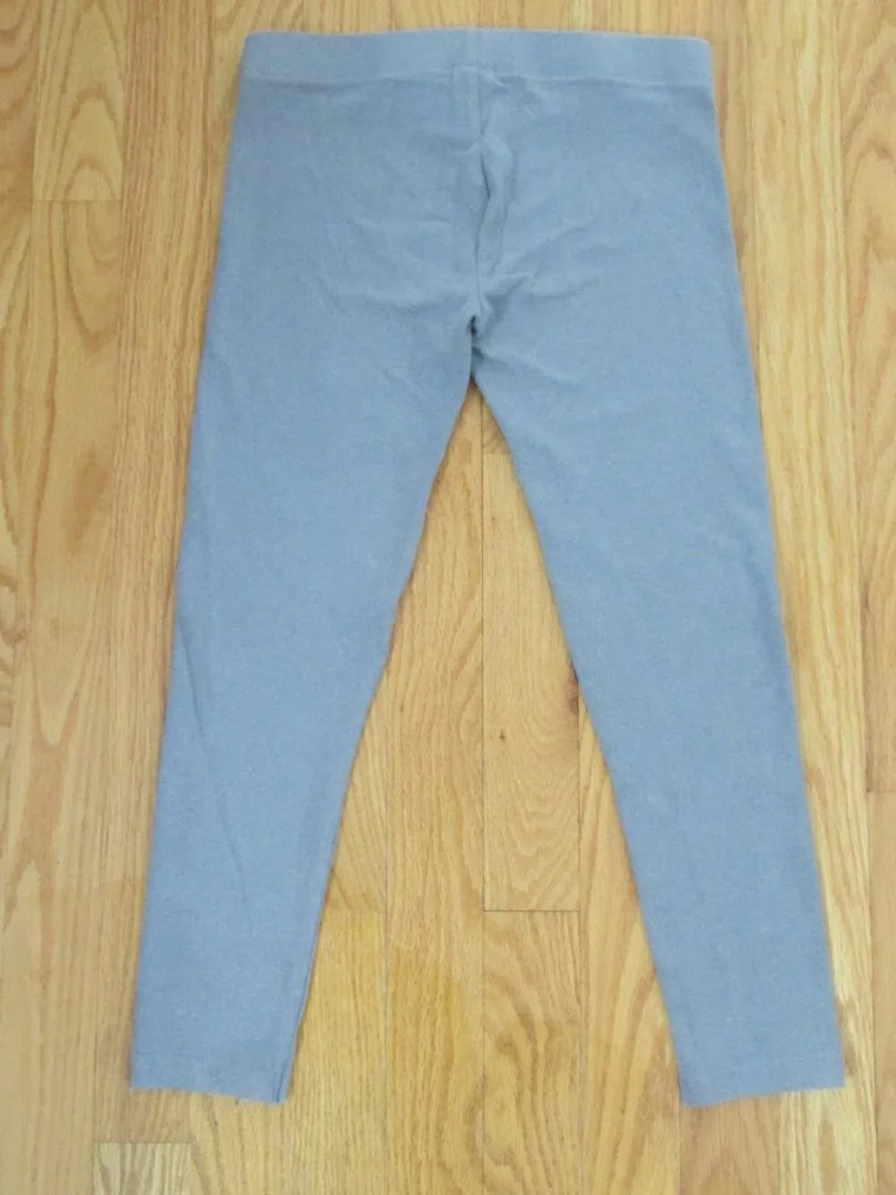 PLACE GIRL'S SIZE L (10 / 12) PANTS GRAY GLITTER CAPRI LEGGINGS EXERCISE CHRISTM